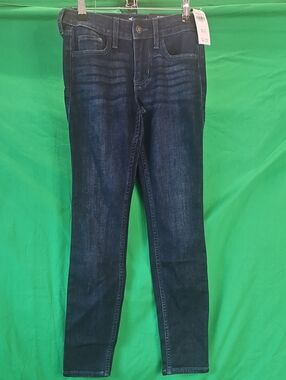 Hollister Women's Sz.00S/W24S Dark Blue Skinny Jeans